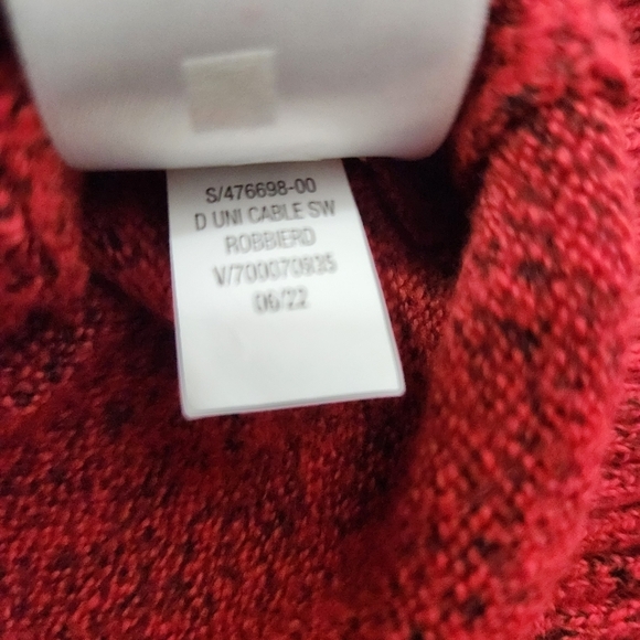 Old Navy Baby Red Cable Knit Buttonfront Romper/Jumper/Unionsuit-Size 6-12 Mos. - Picture 6 of 6